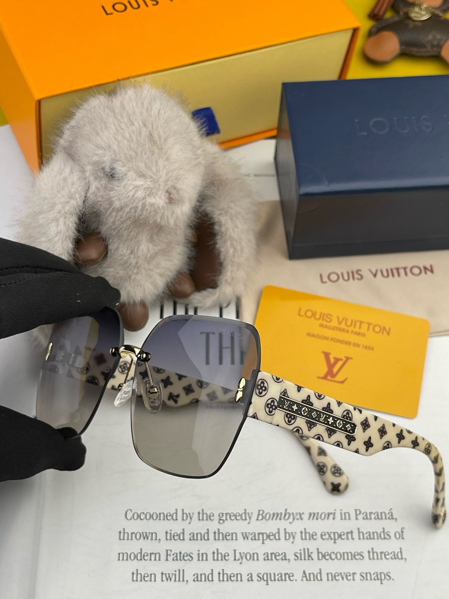 LOUIS VUITTON(ルイヴィトン) サングラス-BRAND OFF