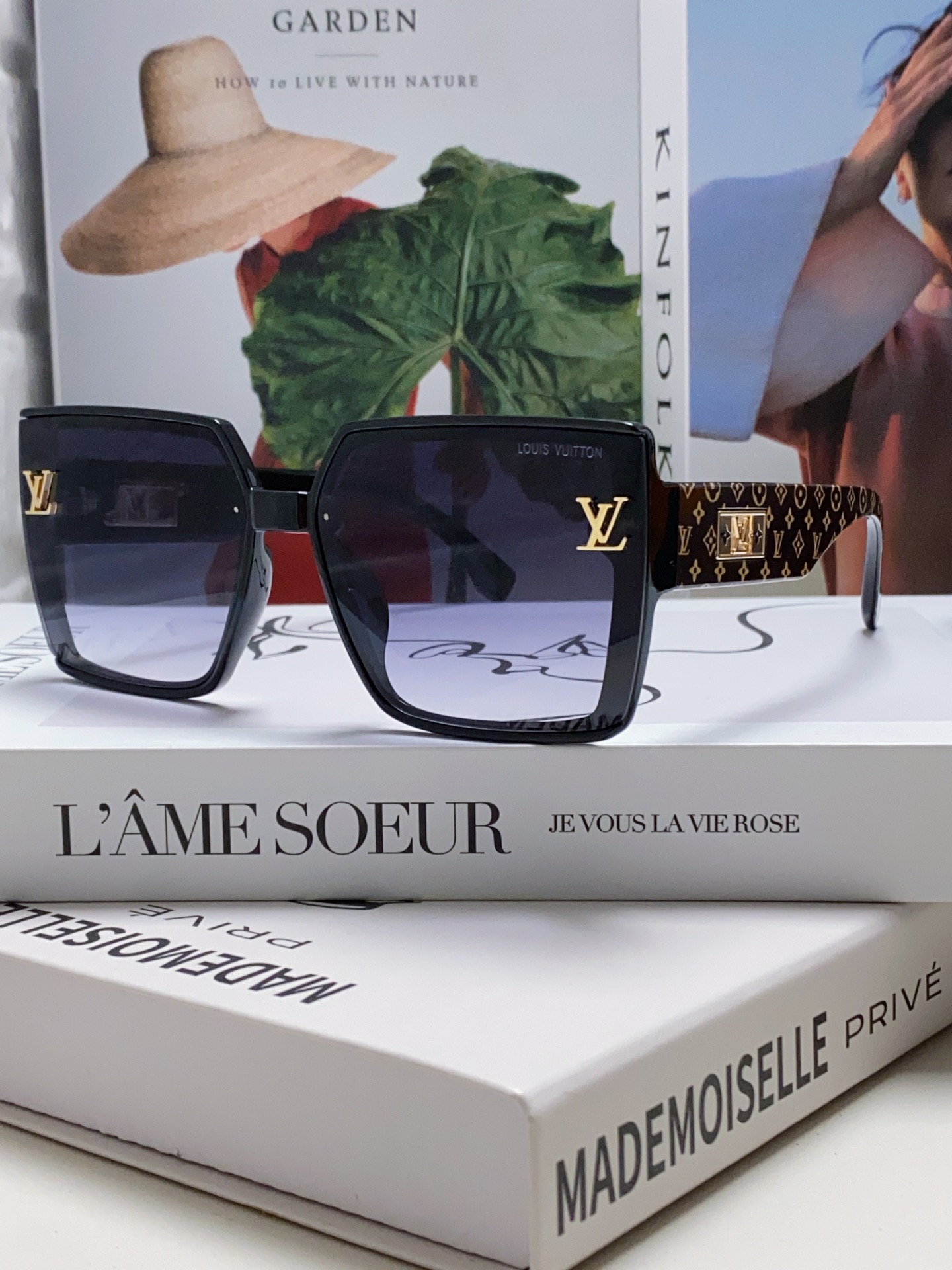 LOUIS VUITTON(ルイヴィトン) サングラス-BRAND OFF