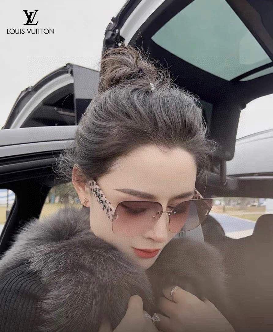 LOUIS VUITTON(ルイヴィトン) サングラス-BRAND OFF