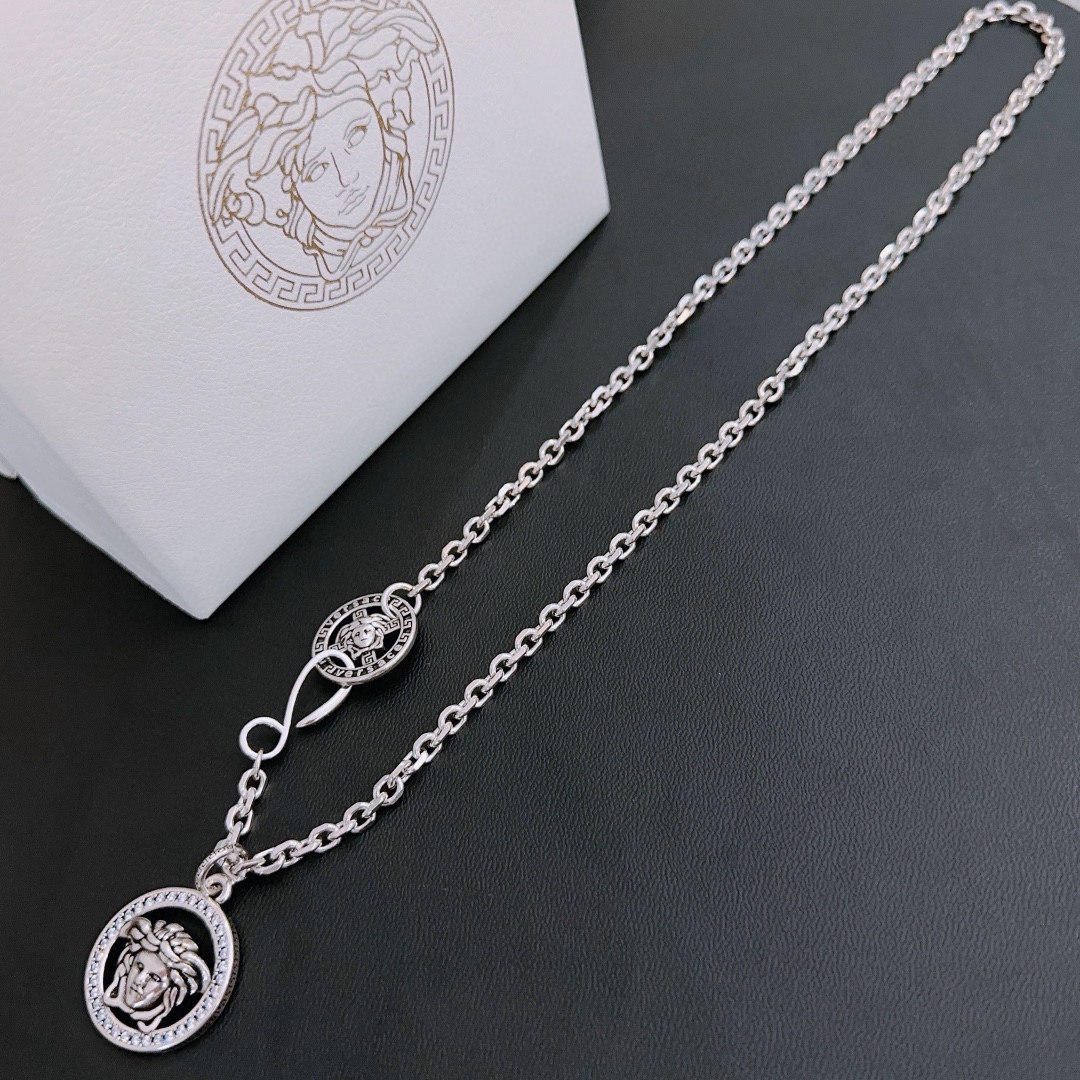 【VERSACE】ネックレス、新しいネックレス万能シンプルファッションオーナメント 2474-BRAND OFF