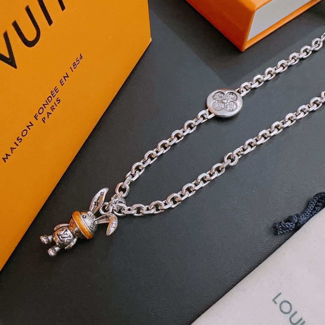 【LOUIS VUITTON】ネックレス、新しいネックレス万能シンプルファッションオーナメント  2472-BRAND OFF