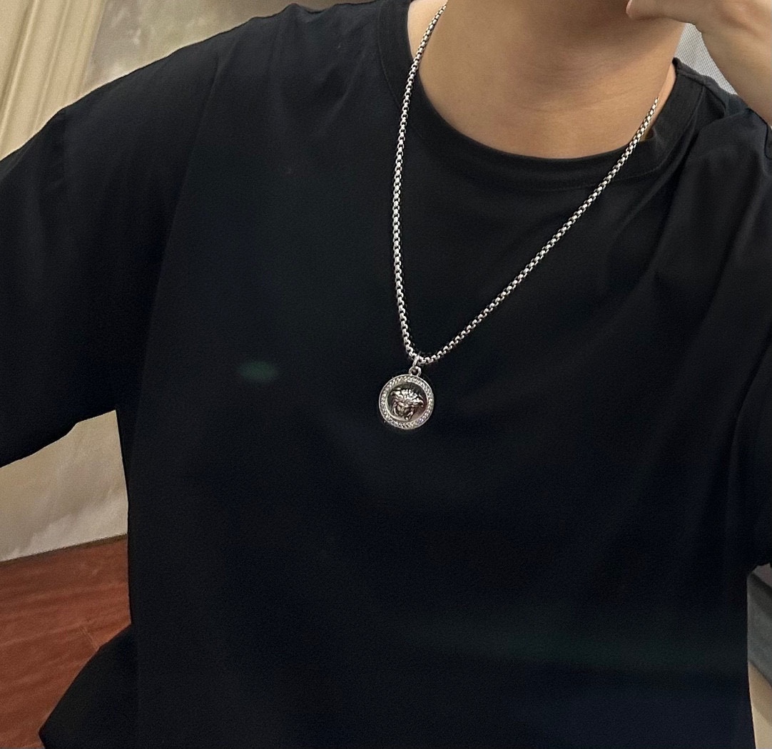 【VERSACE】ネックレス、新しいネックレス万能シンプルファッションオーナメント 2474-BRAND OFF