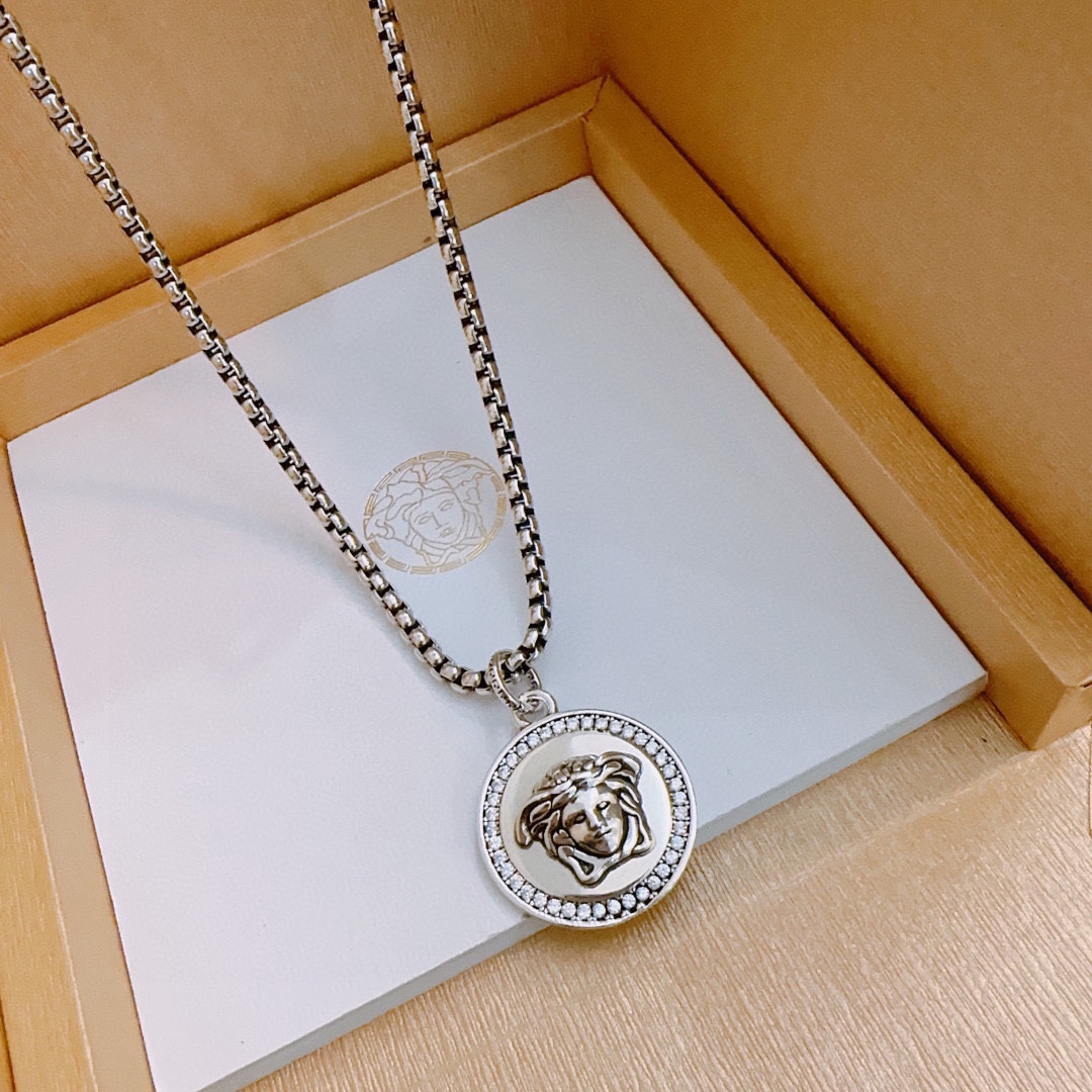 【VERSACE】ネックレス、新しいネックレス万能シンプルファッションオーナメント 2474-BRAND OFF