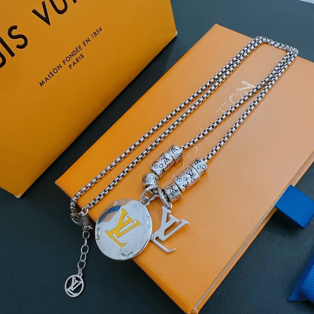 【LOUIS VUITTON】ネックレス、新しいネックレス万能シンプルファッションオーナメント  2472-BRAND OFF
