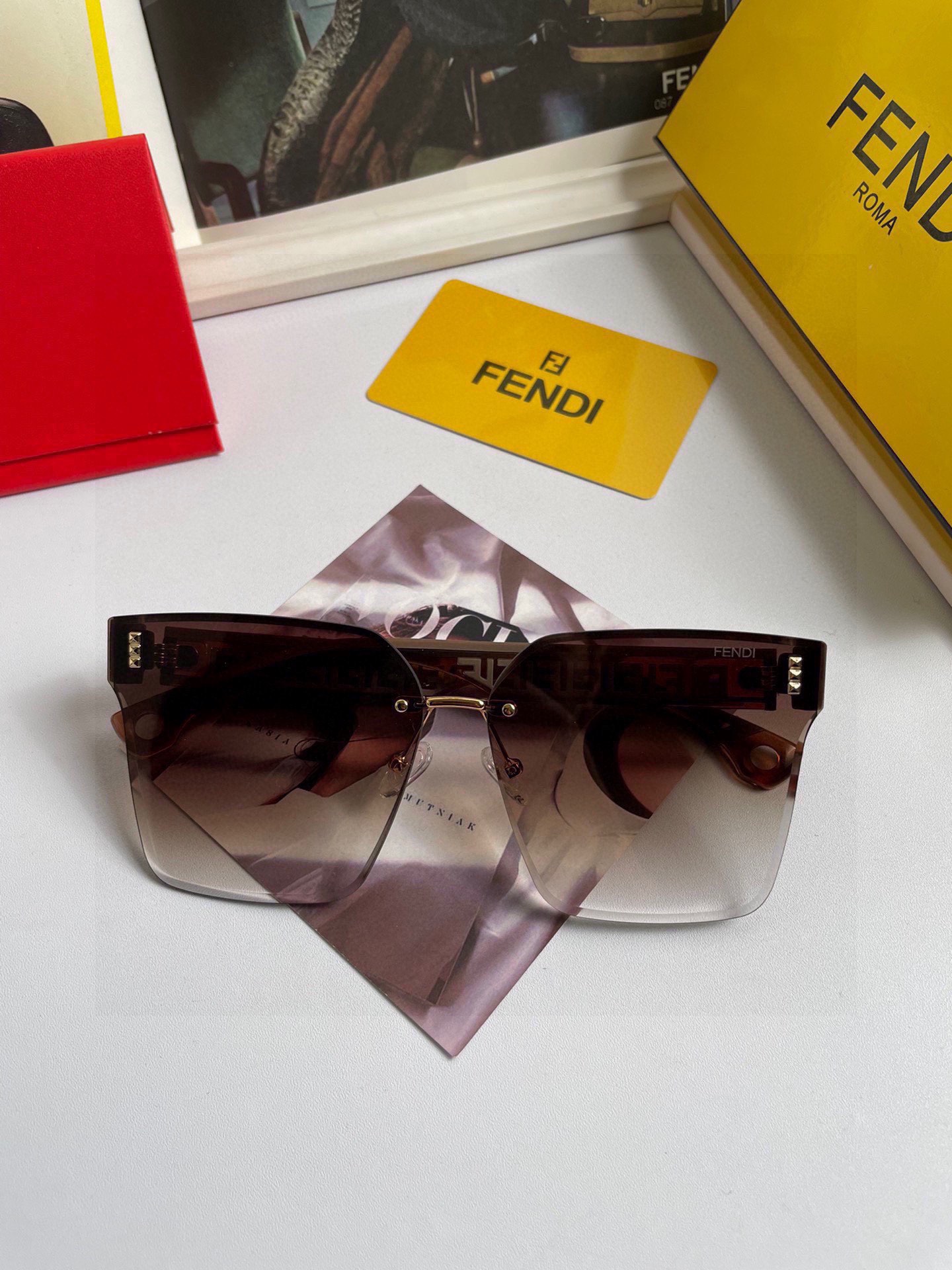 FENDI(フェンディ ) サングラス 24706-BRAND OFF