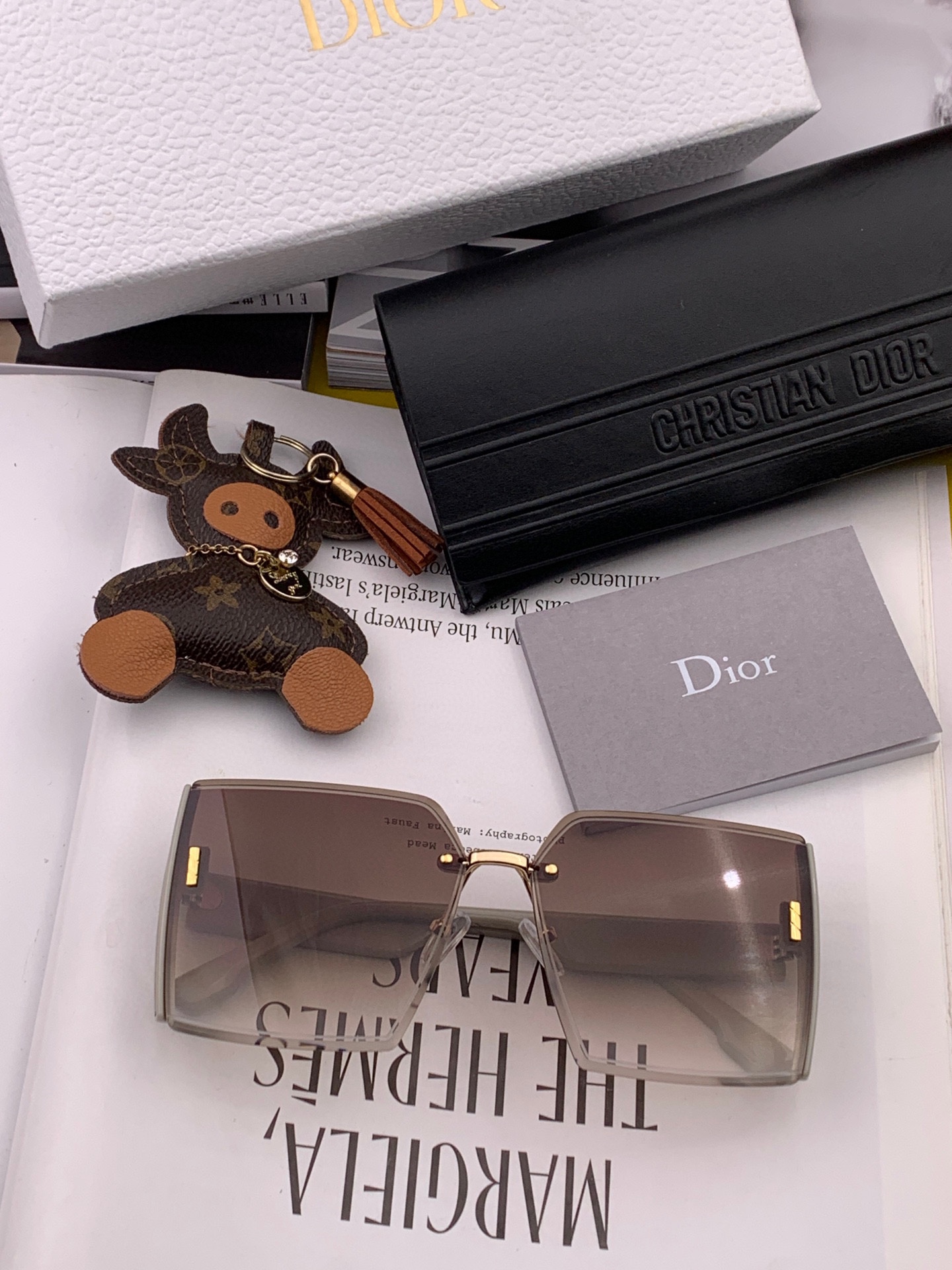 DIOR(  ディオール ) サングラス 24705-BRAND OFF