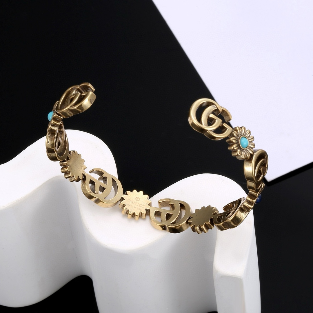 【GUCCI】ブレスレット、ファッションシンプルなスタイル 2474-BRAND OFF