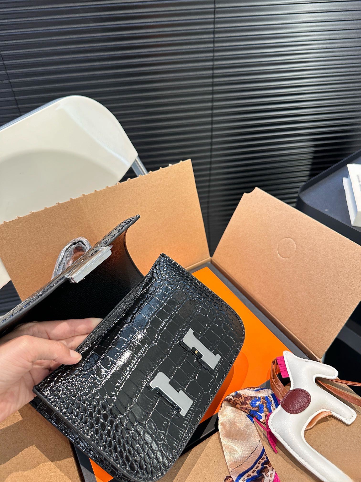 【Hermès 公式旗艦店】エルメス 斜めがけバッグ 当日出荷 好評に付き再入荷！19*14CM-BRAND OFF