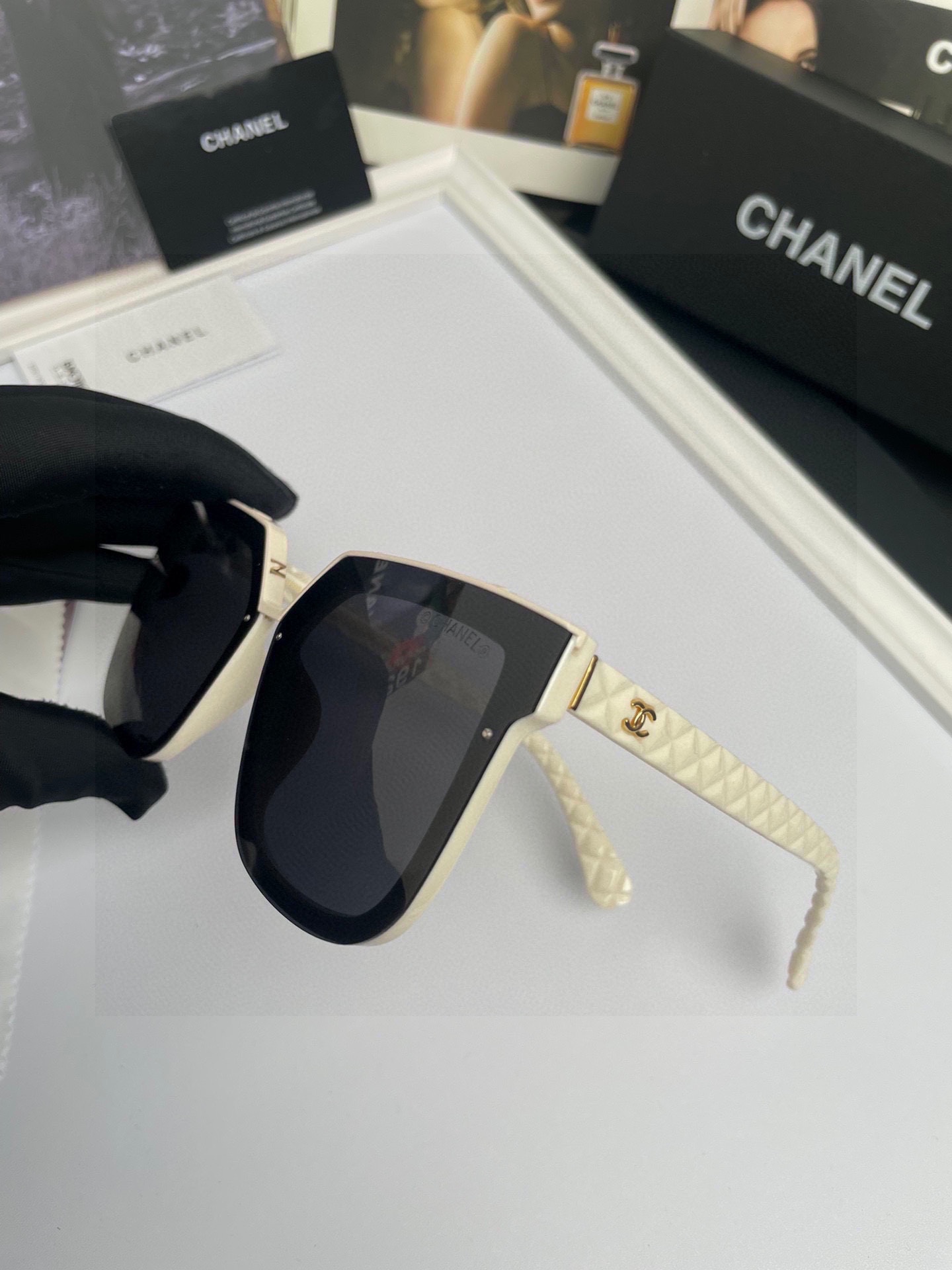 CHANEL( シャネル) サングラス 2475-BRAND OFF