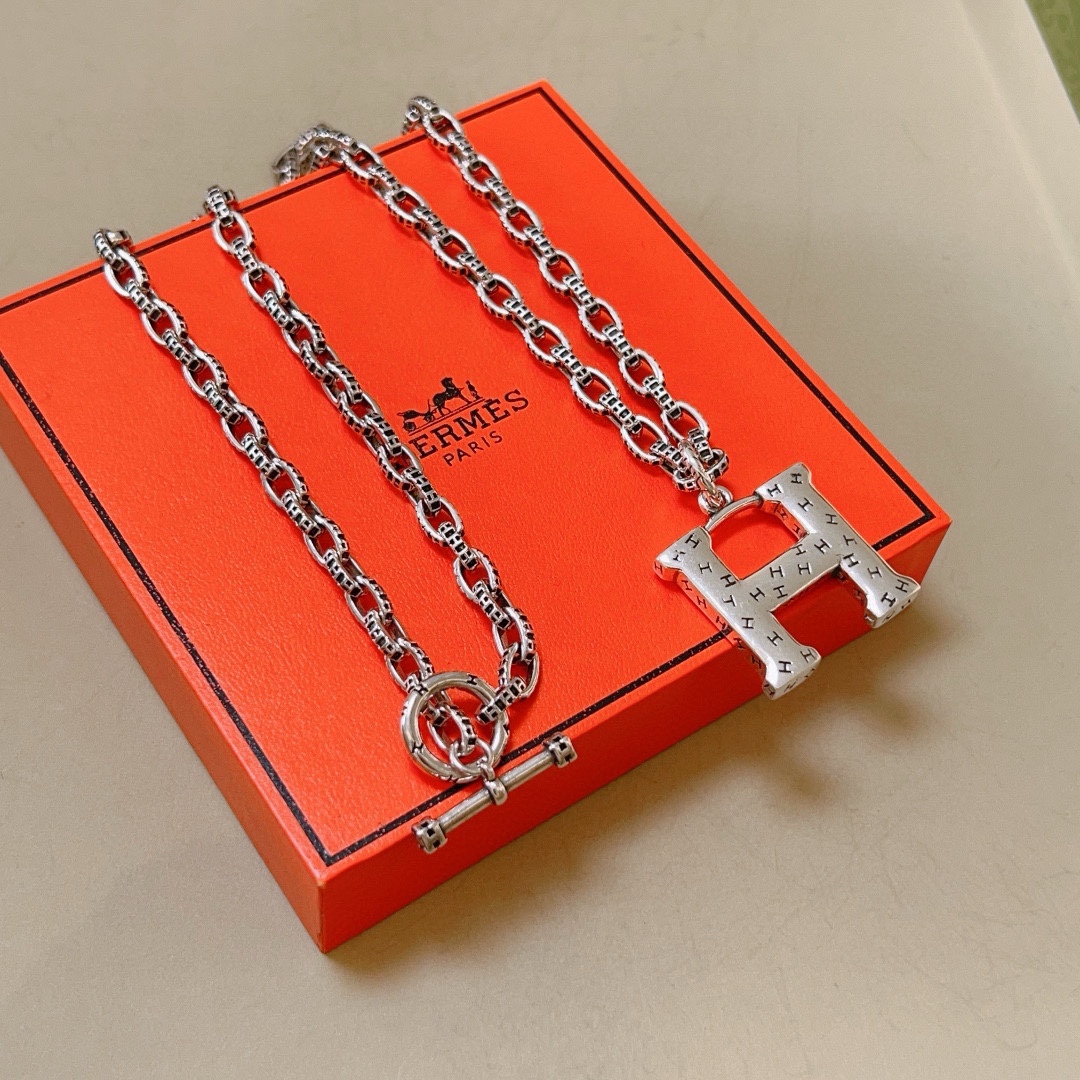 【HERMES】ネックレス、新しいネックレス万能シンプルファッションオーナメント 2473-BRAND OFF