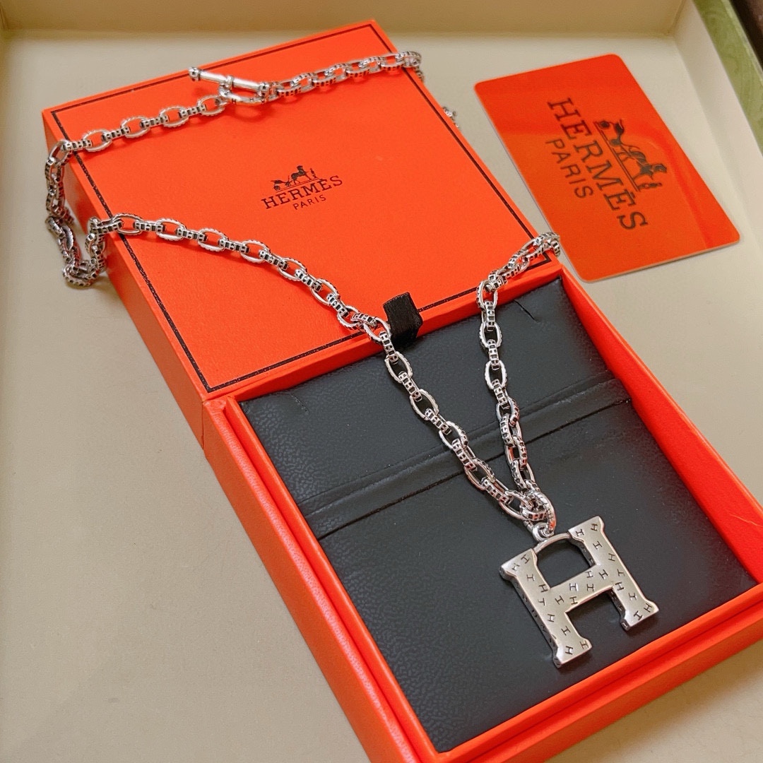 【HERMES】ネックレス、新しいネックレス万能シンプルファッションオーナメント 2473-BRAND OFF