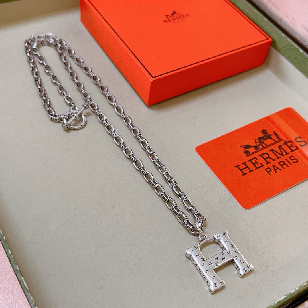 【HERMES】ネックレス、新しいネックレス万能シンプルファッションオーナメント 2473-BRAND OFF