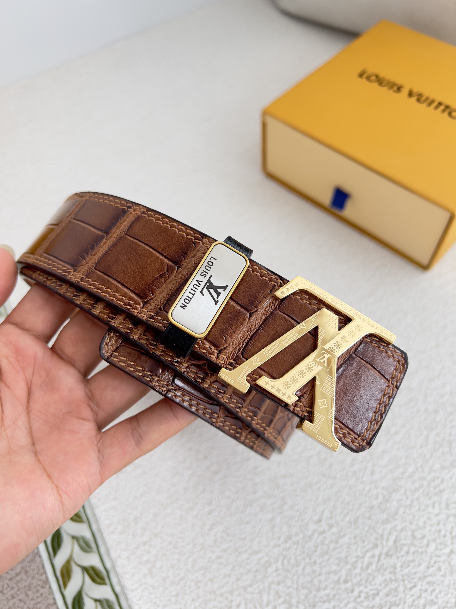 【LOUIS VUITTON】(ルイヴィトン) 3.8cmベルト メンズ  24706-BRAND OFF
