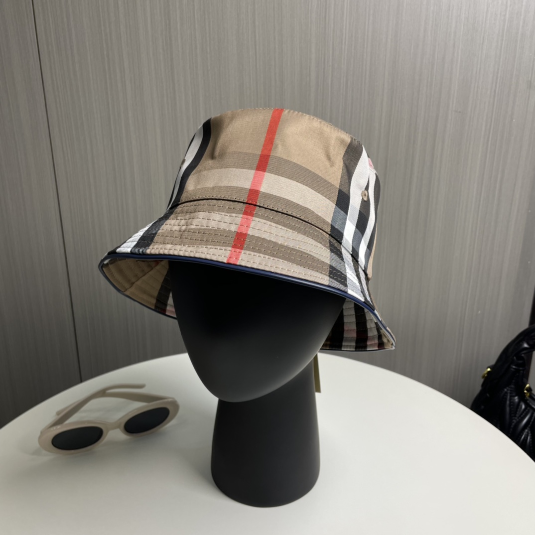 【2026】BURBERRY(バーバリー)フィッシャーマンズハット  241011-BRAND OFF