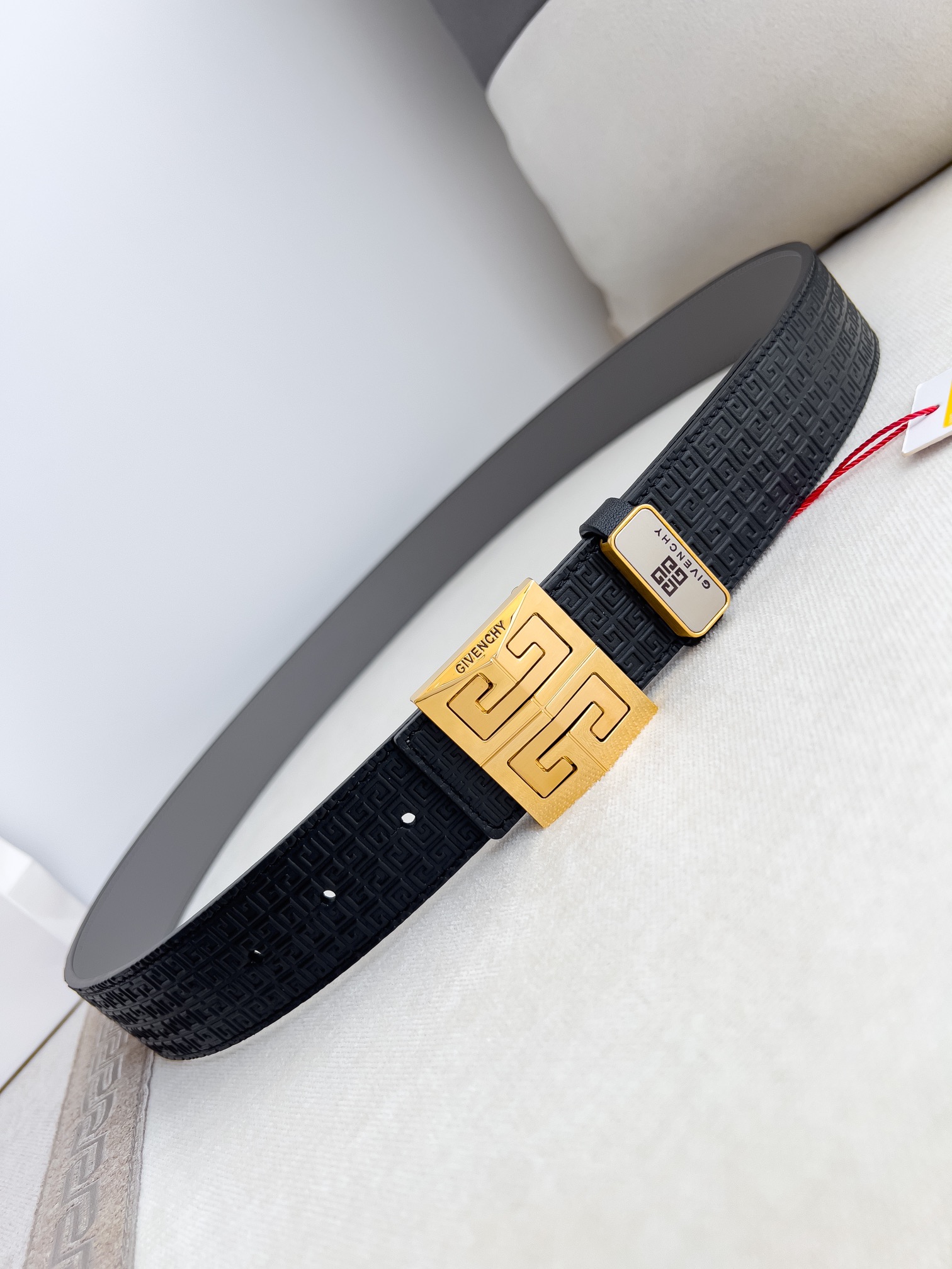 【GIVENCHY】(ジバンシー) 3.5cmベルト メンズ 240903-BRAND OFF