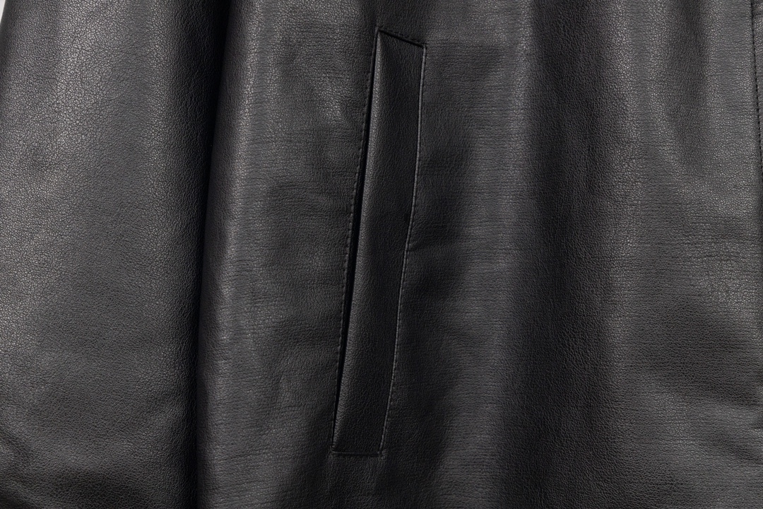 【PRADA旗艦店】プラダ ジャケット ご好評に付き再入荷！-BRAND OFF