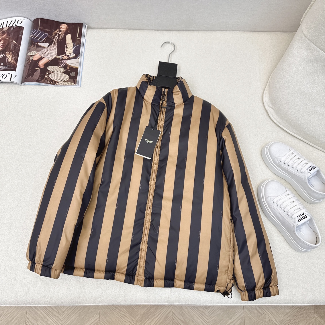 FENDI（フェンディ） 両面着可能ダウンジャケット ご好評に付き再入荷！-BRAND OFF