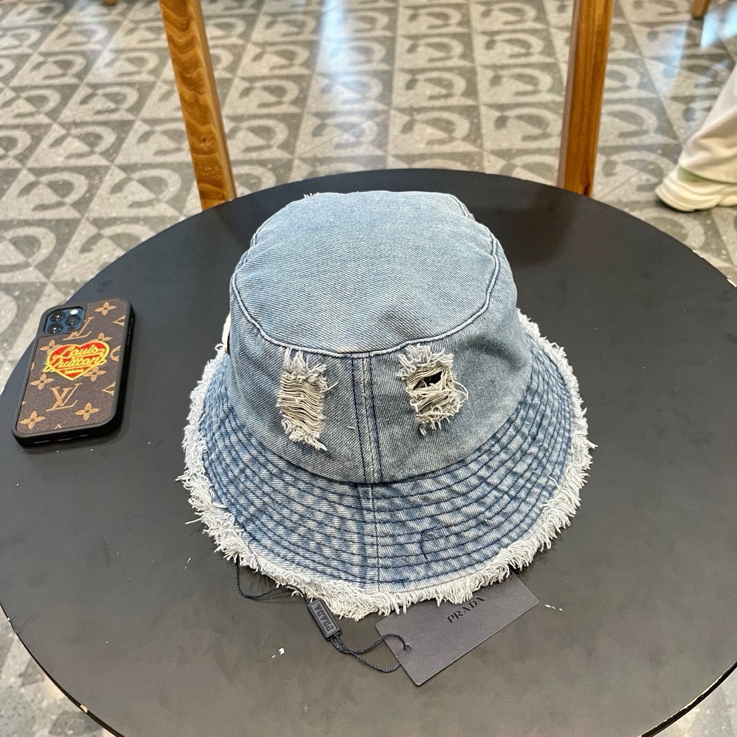 PRADA (プラダ)フィッシャーマンズハット 240904-BRAND OFF