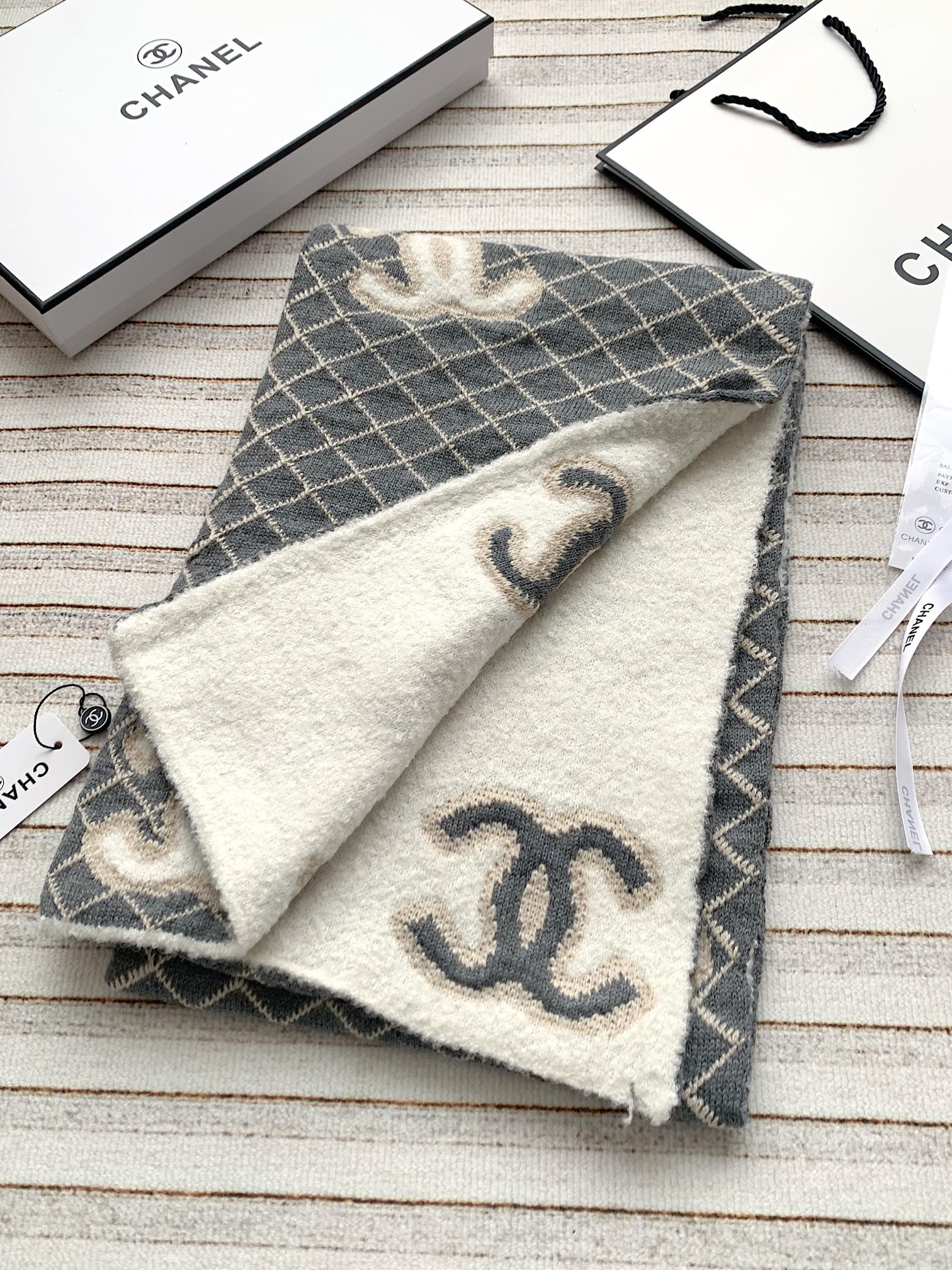 【CHANEL公式旗艦店】シャネル スカーフ 限定発売 送料無料-BRAND OFF