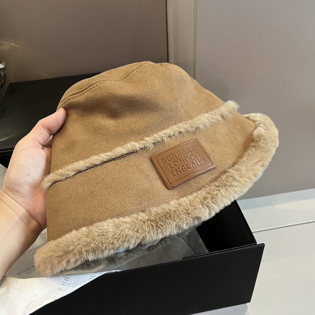BURBERRY(バーバリー)フィッシャーマンズハット  241011-BRAND OFF