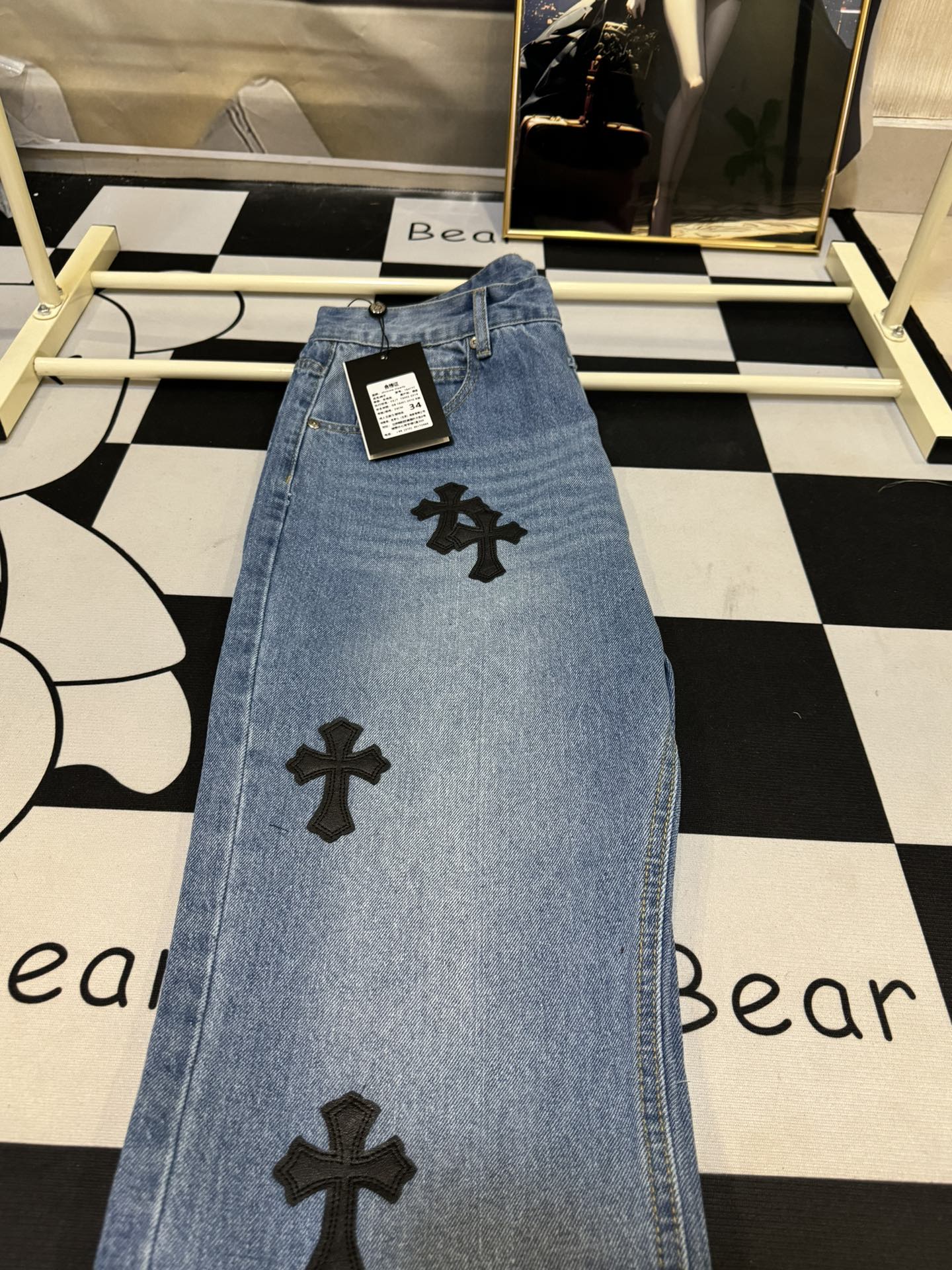 【CHROME HEARTS 公式旗艦店】ジーパン、ご好評に付き再入荷！-BRAND OFF