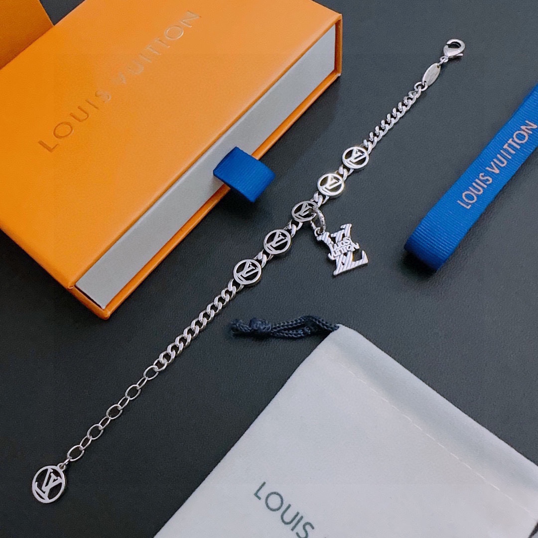 【2026】LV【LOUIS VUITTON】ブレスレット、ファッションシンプルなスタイル   241015-BRAND OFF