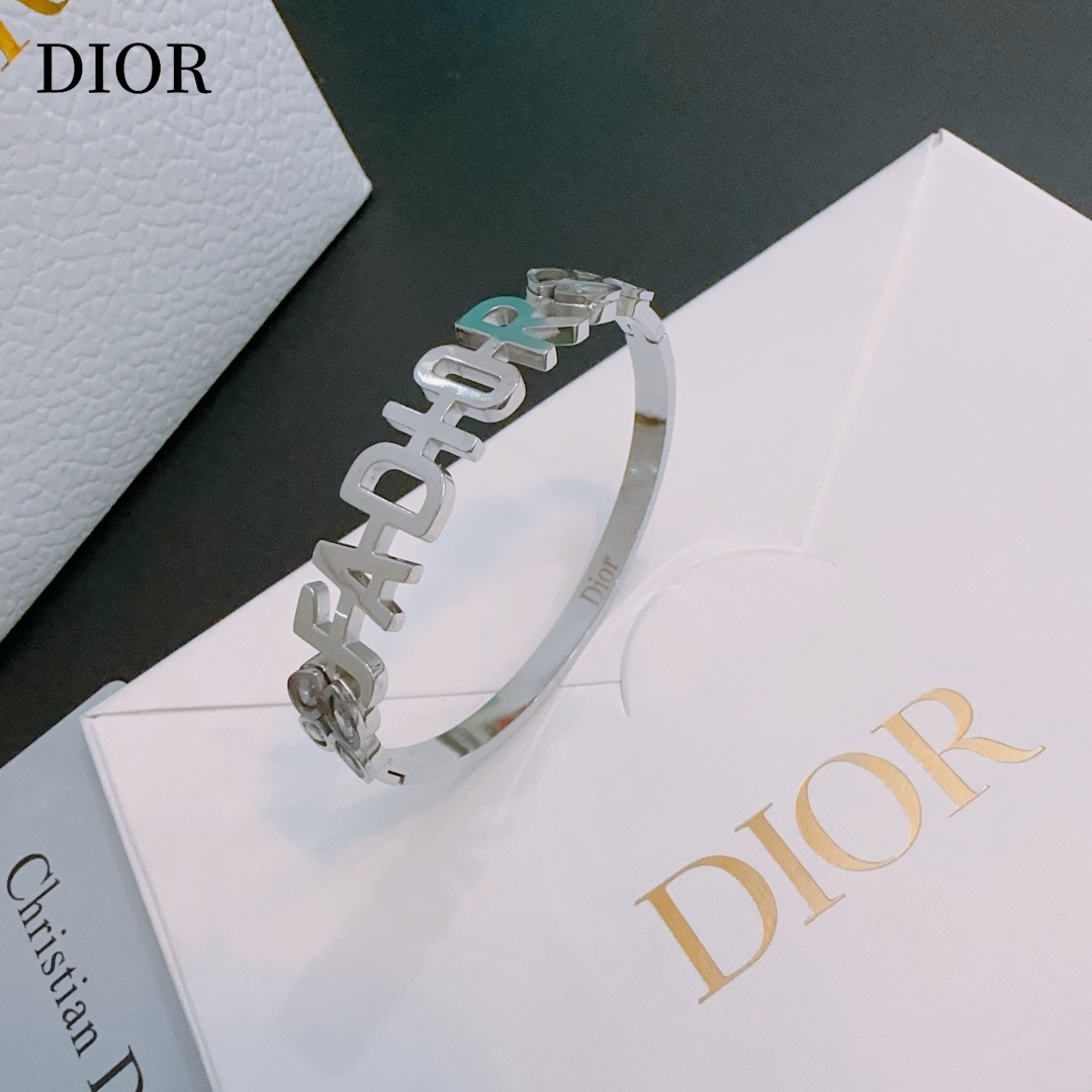 【DIOR】ブレスレット、ファッションシンプルなスタイル   241015-BRAND OFF