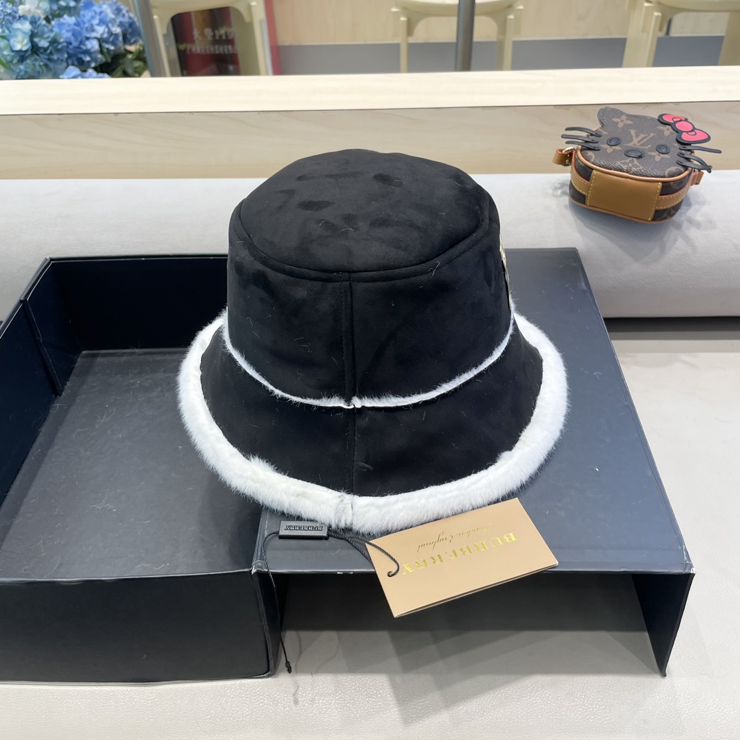 BURBERRY(バーバリー)フィッシャーマンズハット  241011-BRAND OFF