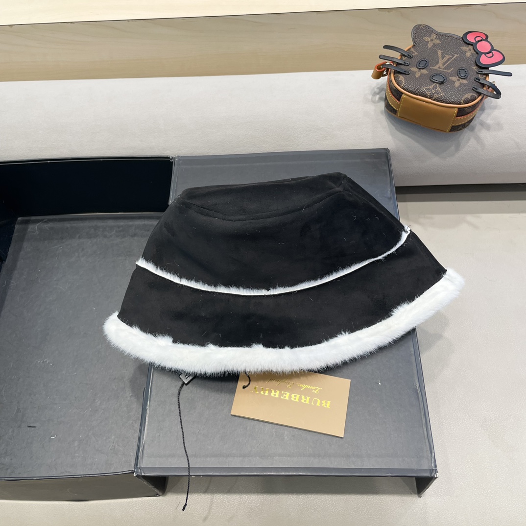 BURBERRY(バーバリー)フィッシャーマンズハット  241011-BRAND OFF