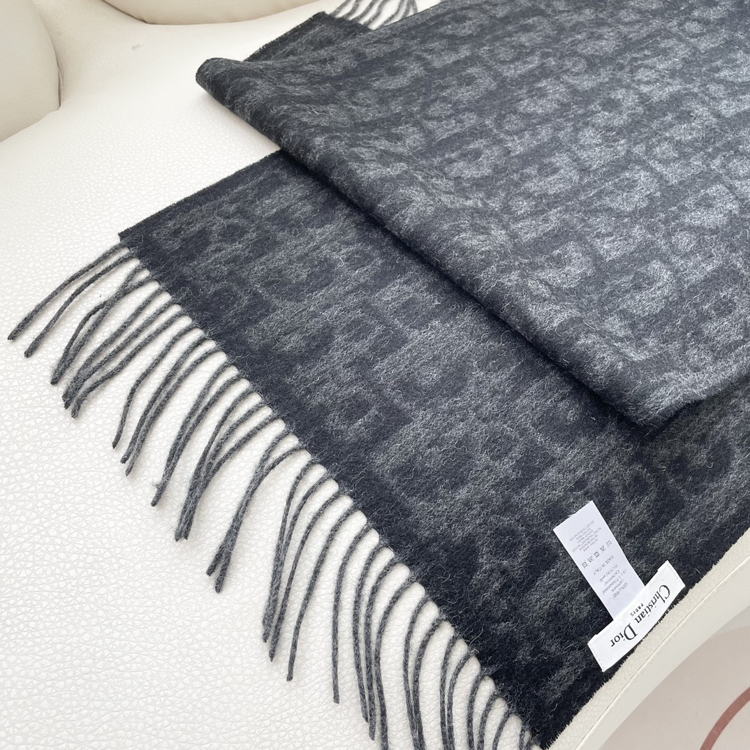 【DIOR  ディオール 】スカーフ 32*180 cm  241108-BRAND OFF