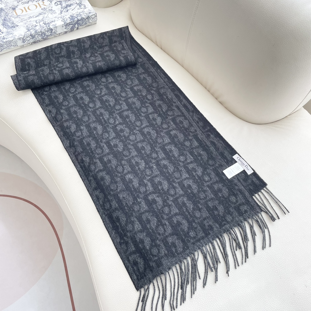 【DIOR  ディオール 】スカーフ 32*180 cm  241108-BRAND OFF