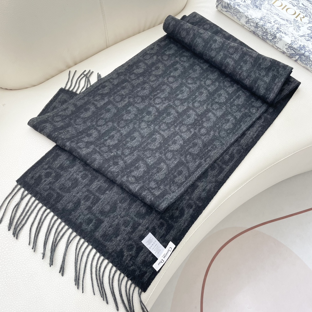 【DIOR  ディオール 】スカーフ 32*180 cm  241108-BRAND OFF