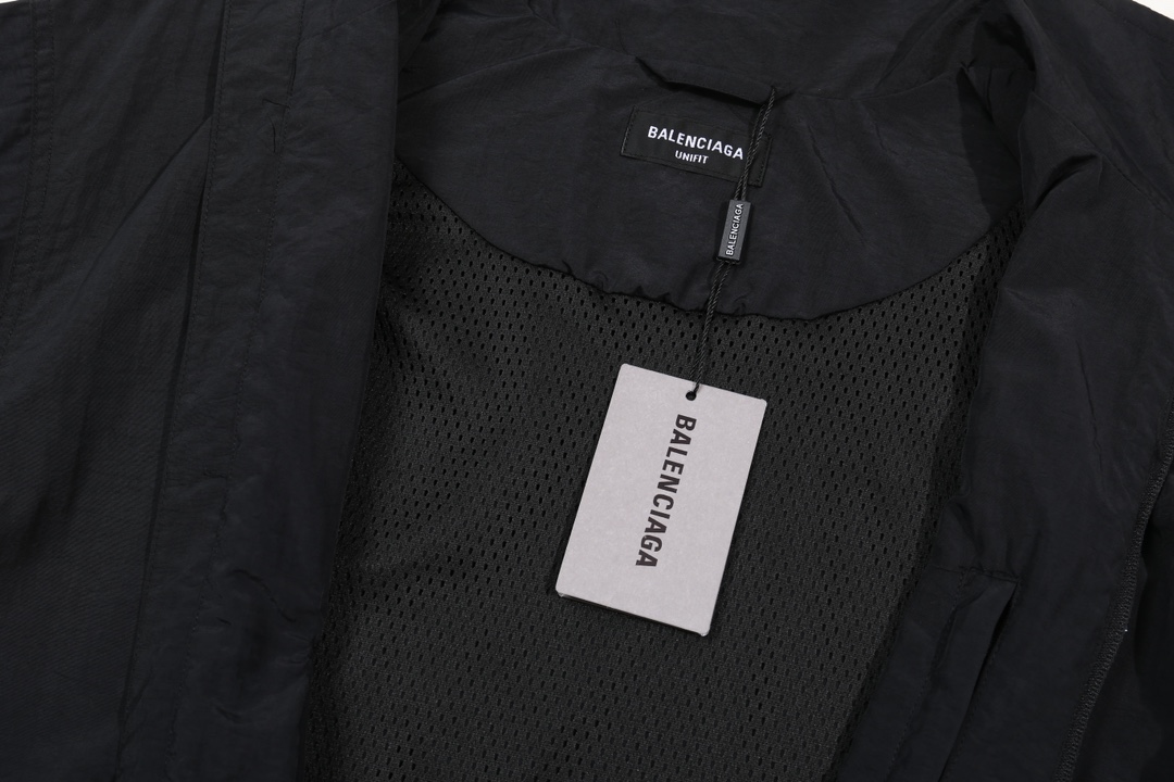 【BALENCIAGA旗艦店】バレンシアガ ジャケット、ご好評に付き再入荷！-BRAND OFF