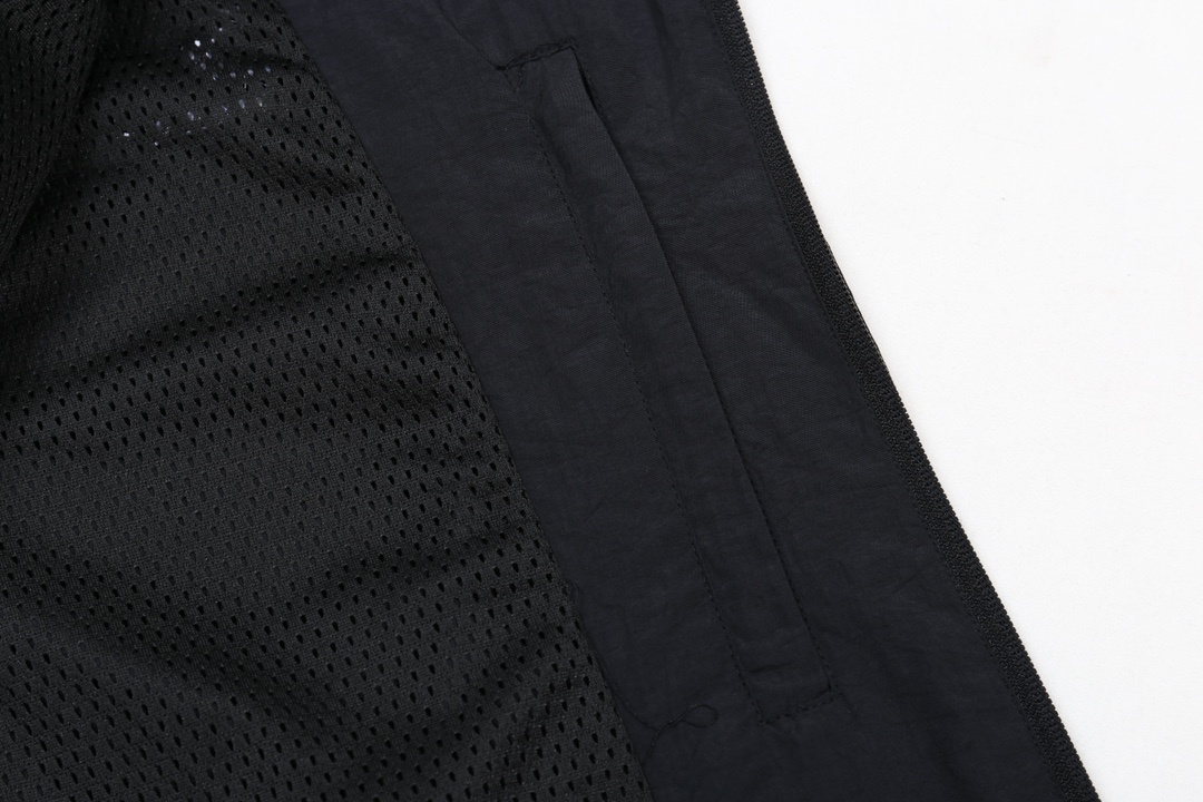 【BALENCIAGA旗艦店】バレンシアガ ジャケット、ご好評に付き再入荷！-BRAND OFF