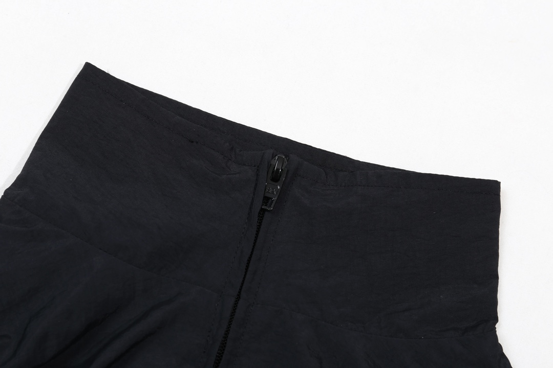 【BALENCIAGA旗艦店】バレンシアガ ジャケット、ご好評に付き再入荷！-BRAND OFF