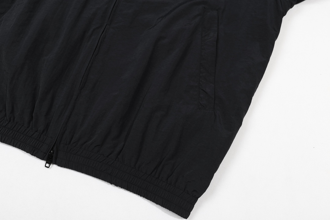 【BALENCIAGA旗艦店】バレンシアガ ジャケット、ご好評に付き再入荷！-BRAND OFF