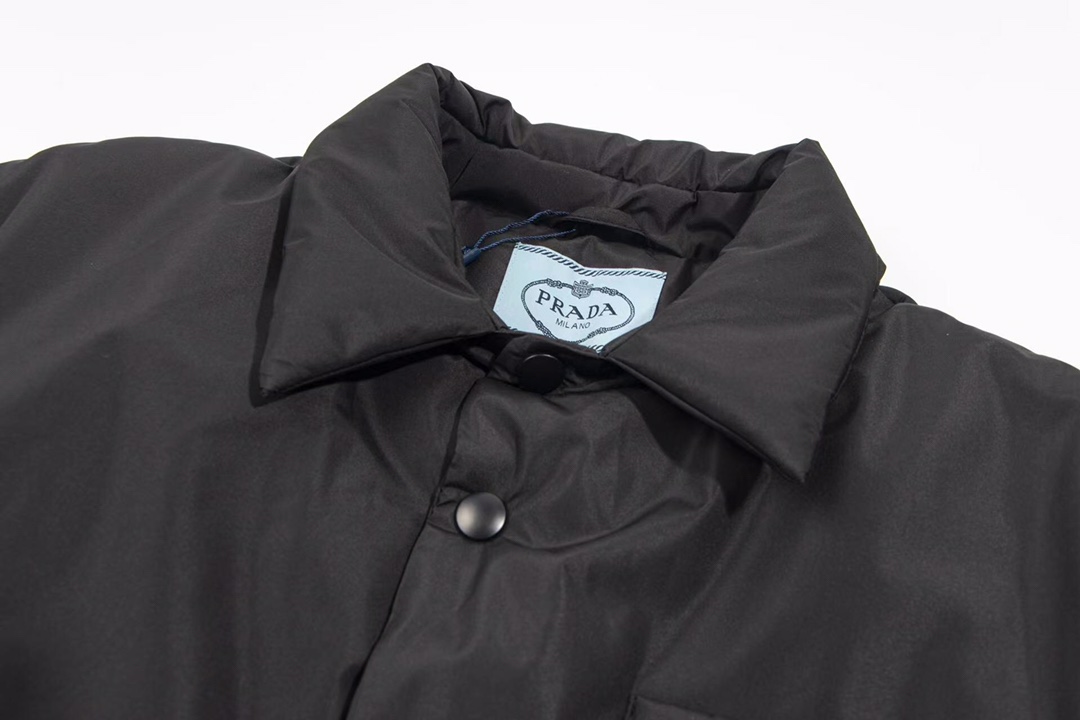 【PRADA旗艦店】プラダ ジャケット ご好評に付き再入荷！-BRAND OFF
