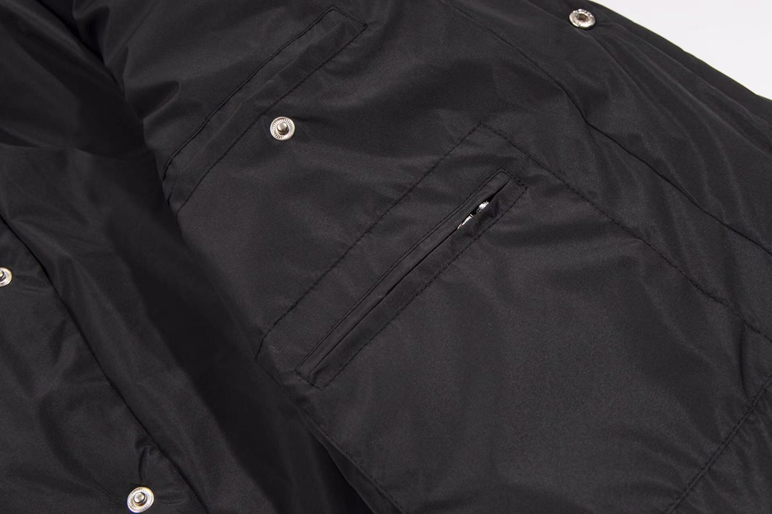【PRADA旗艦店】プラダ ジャケット ご好評に付き再入荷！-BRAND OFF