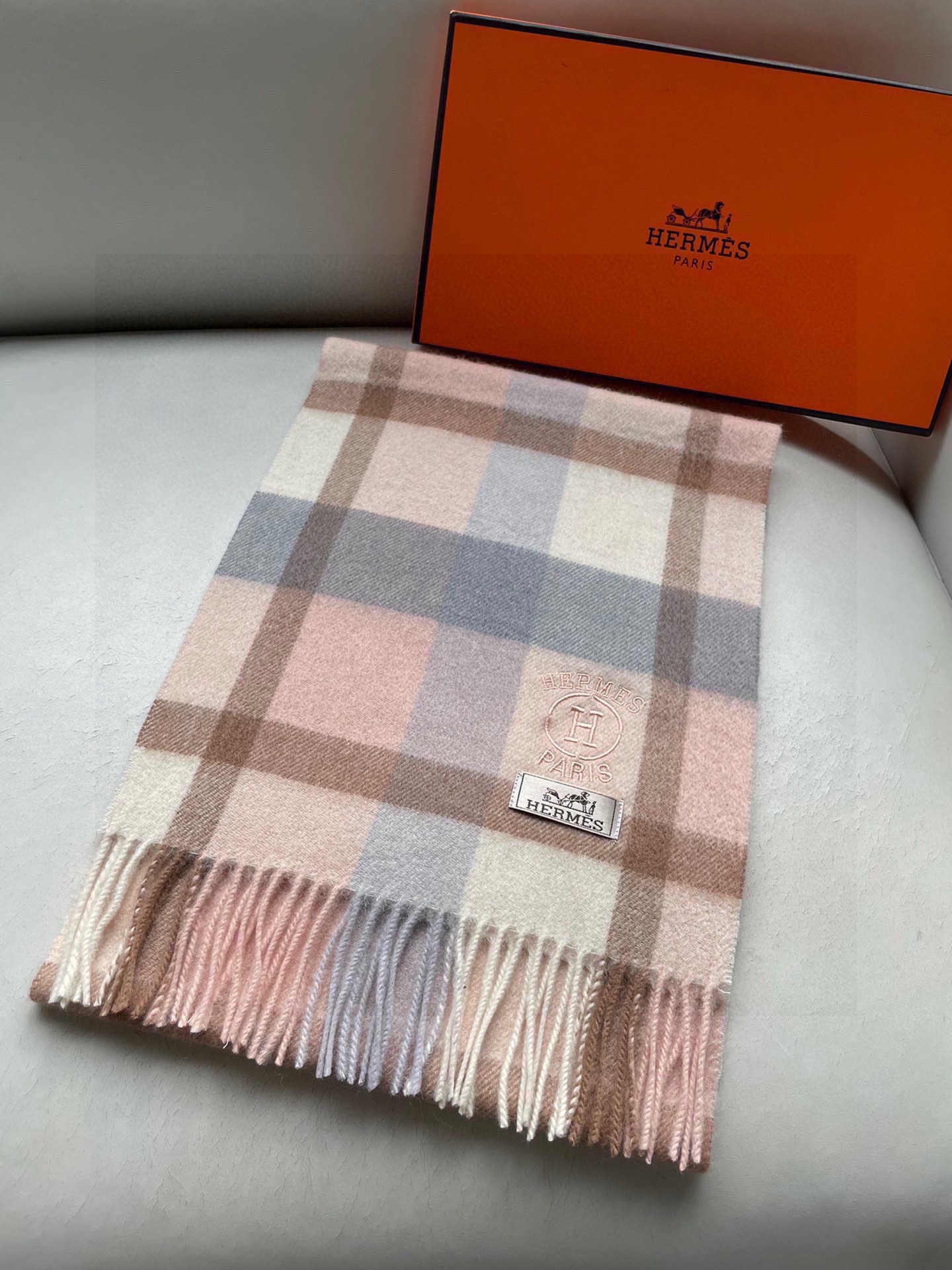 【2026】【HERMES エルメス 】スカーフ   30*180CM  241109-BRAND OFF