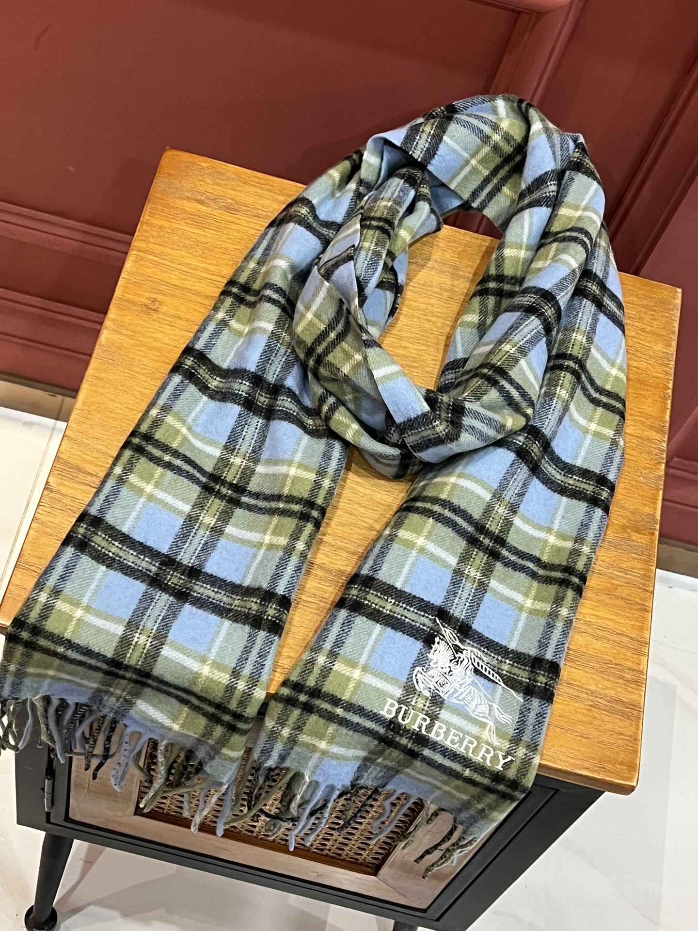 【BURBERRY  バーバリー】スカーフ35*190CM  241108-BRAND OFF
