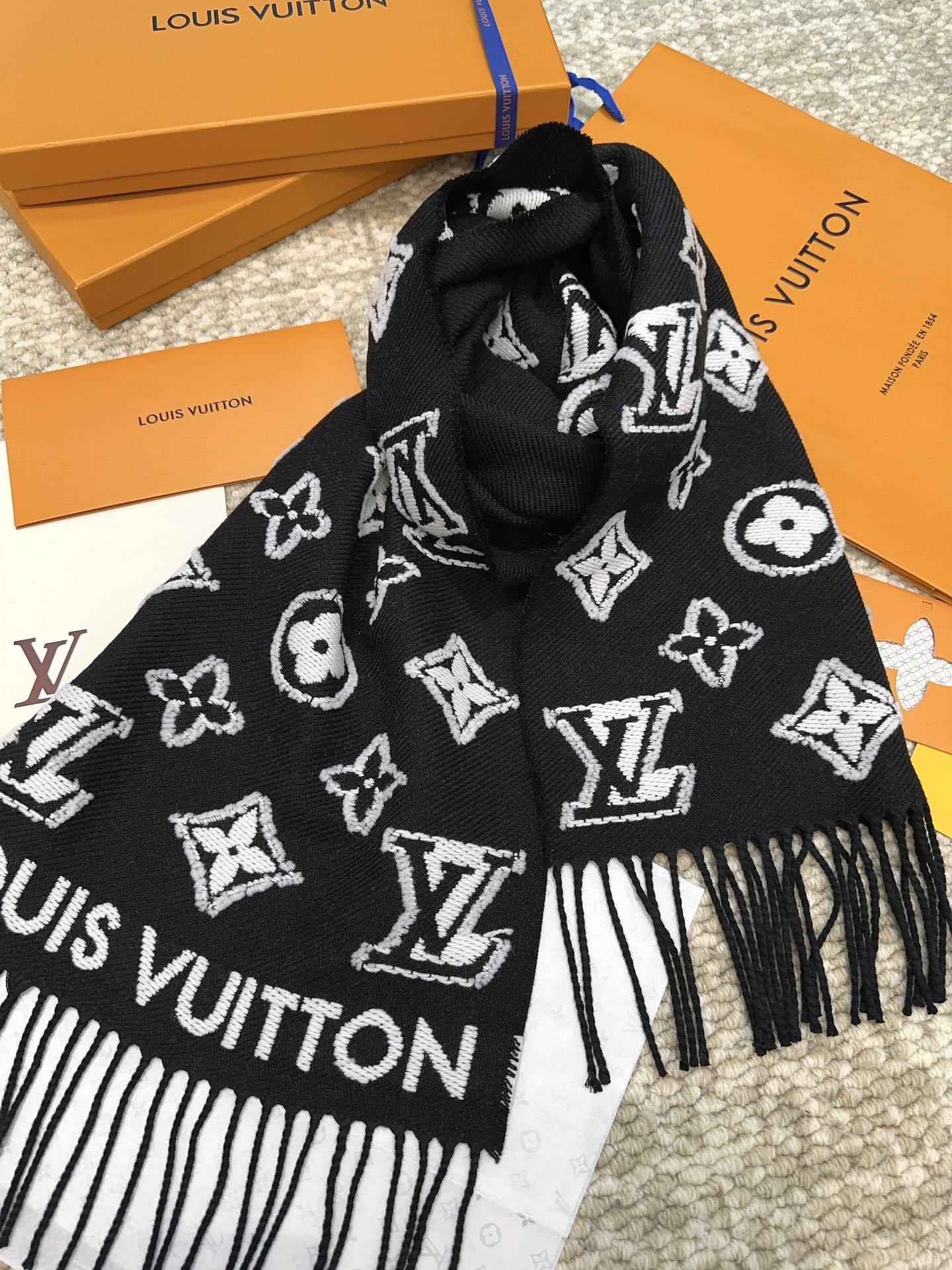 【LOUIS VUITTON公式旗艦店】ルイヴィトン スカーフ 限定発売 送料無料-BRAND OFF