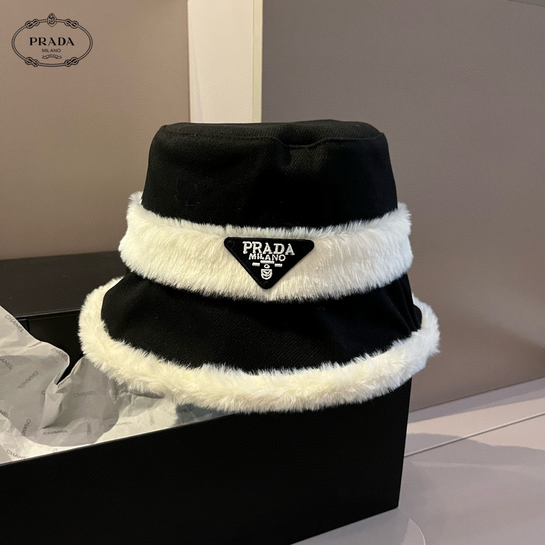 PRADA (プラダ)フィッシャーマンズハット  241125-BRAND OFF