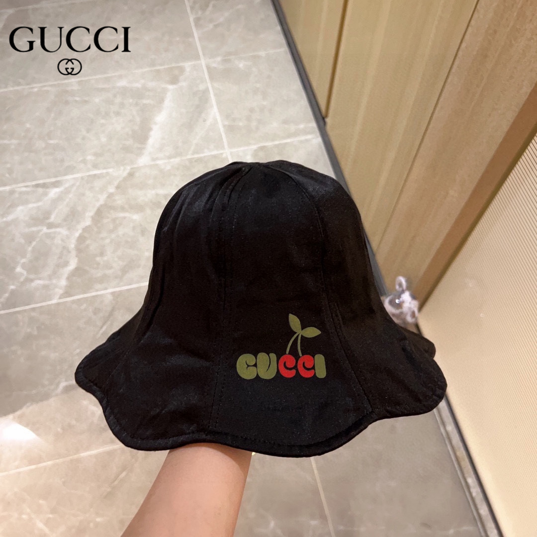 GUCCI(グッチ)フィッシャーマンズハット  241126-BRAND OFF