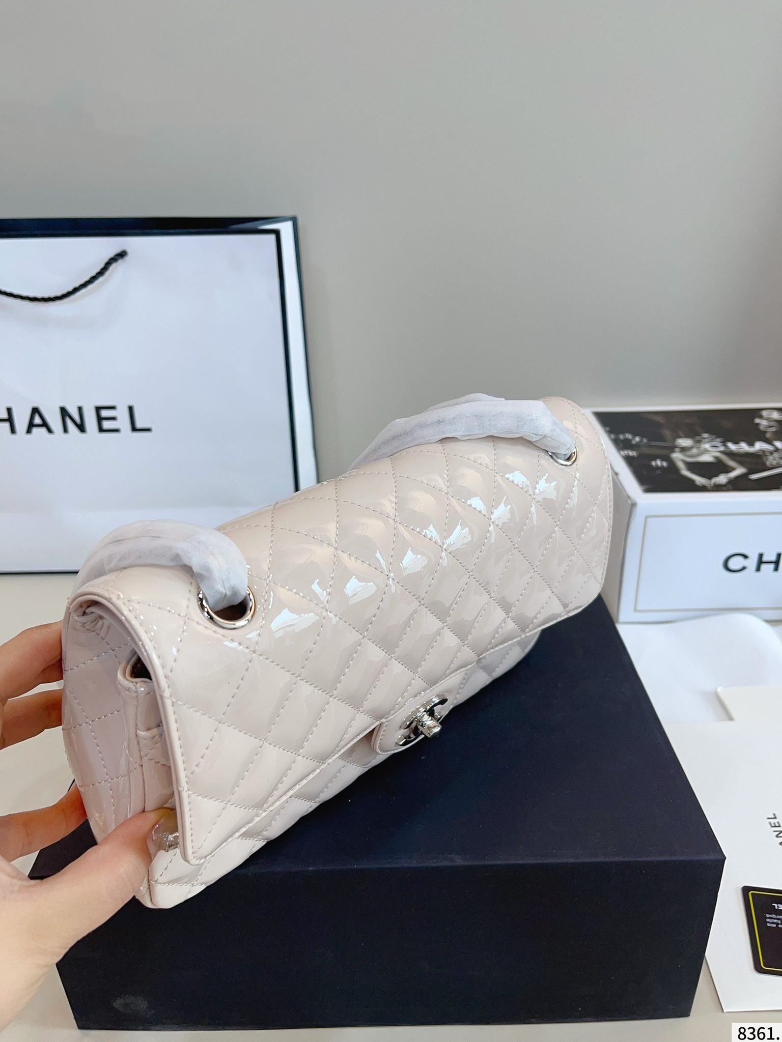 【CHANEL旗艦店】シャネル CF チェーンバッグ シルバー金具-BRAND OFF