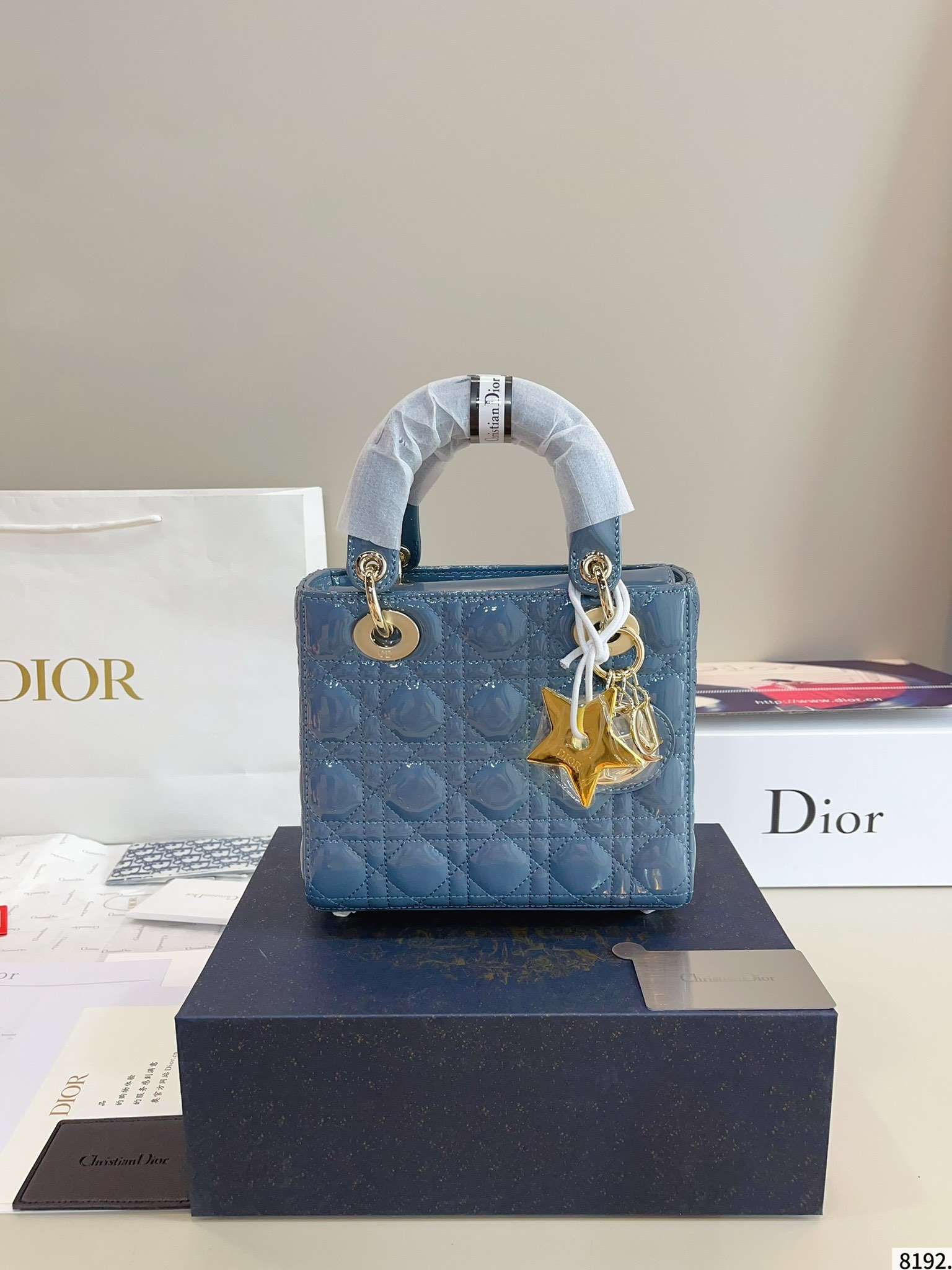【DIOR公式旗艦店】レディディオール Lady ハンドバッグ ゴールド金具-BRAND OFF