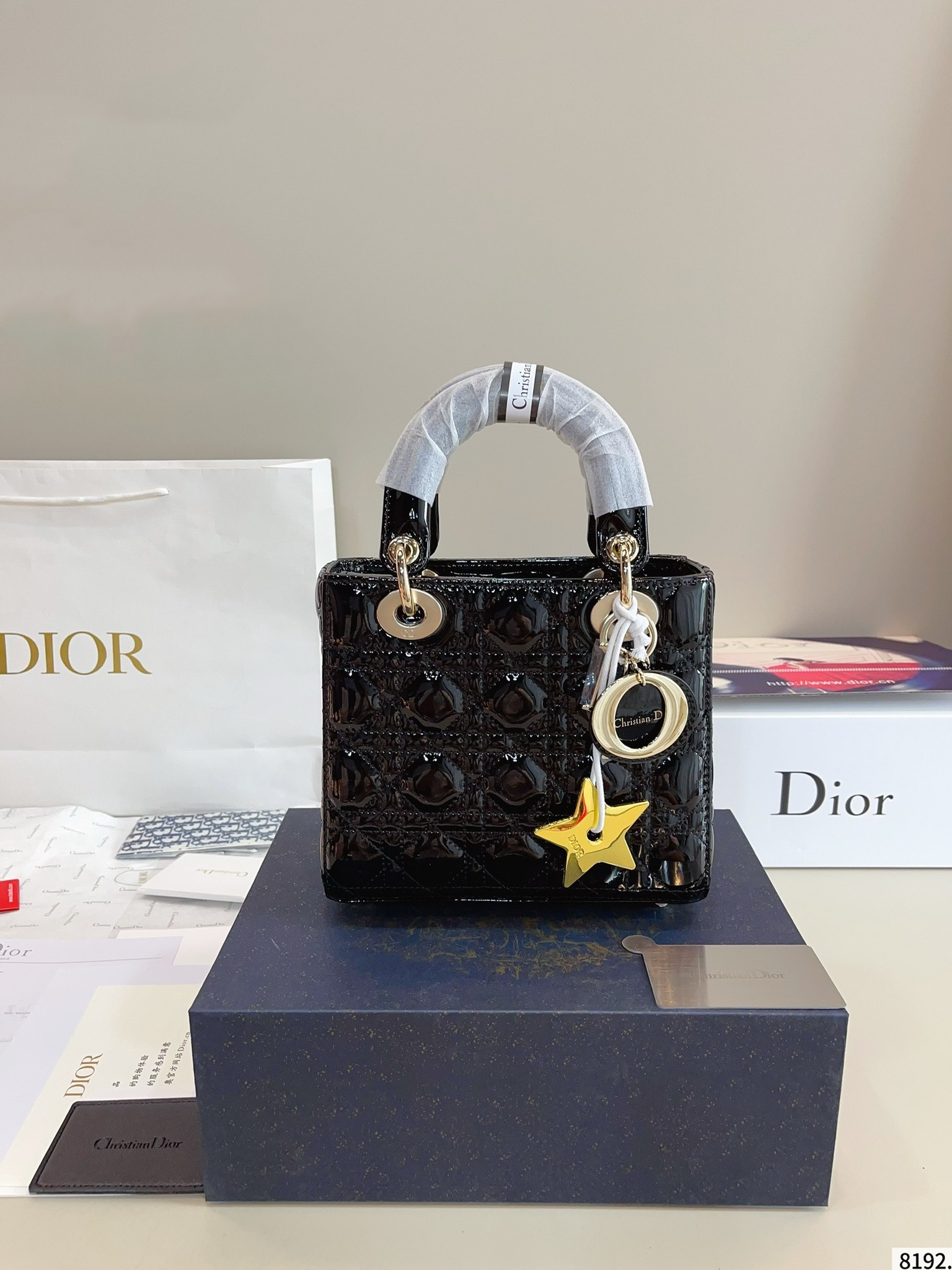 【DIOR公式旗艦店】レディディオール Lady ハンドバッグ ゴールド金具-BRAND OFF