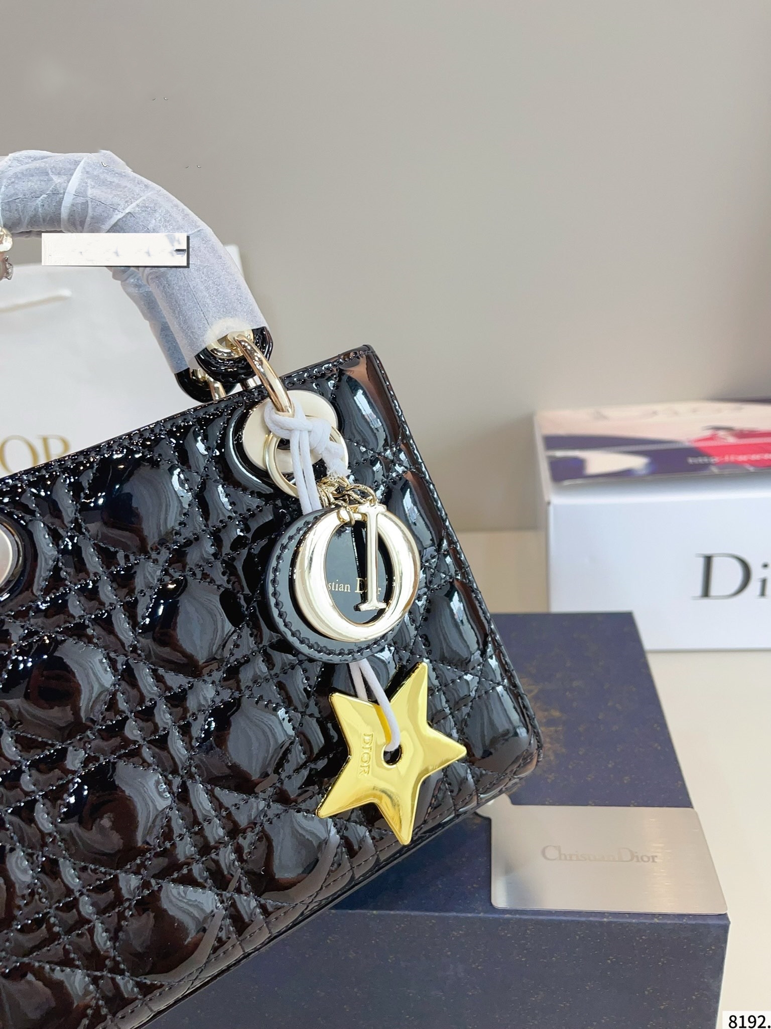 【DIOR公式旗艦店】レディディオール Lady ハンドバッグ ゴールド金具-BRAND OFF