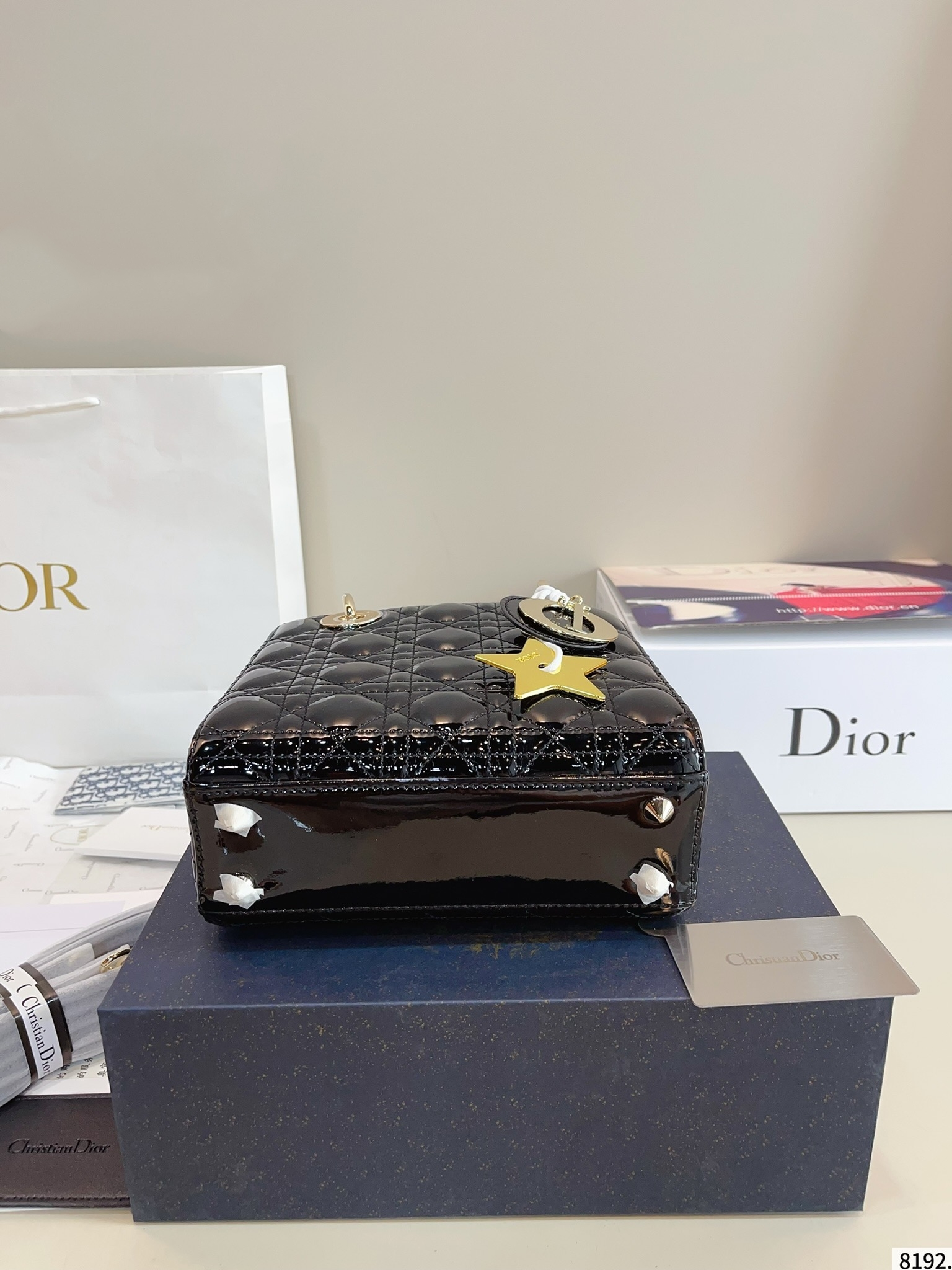 【DIOR公式旗艦店】レディディオール Lady ハンドバッグ ゴールド金具-BRAND OFF