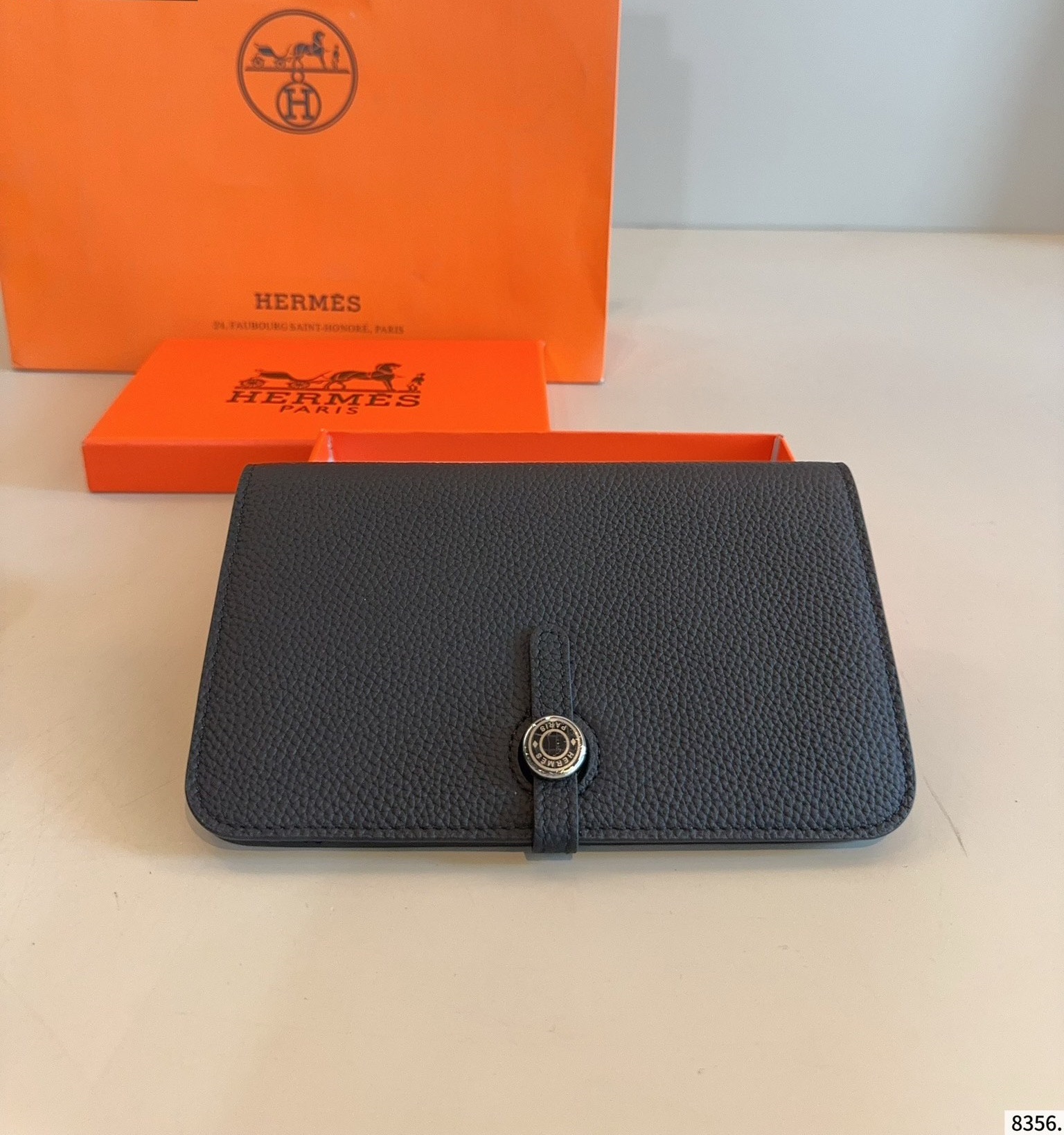 【HERMES公式旗艦店】エルメス 財布  6カラー 20*12CM-BRAND OFF
