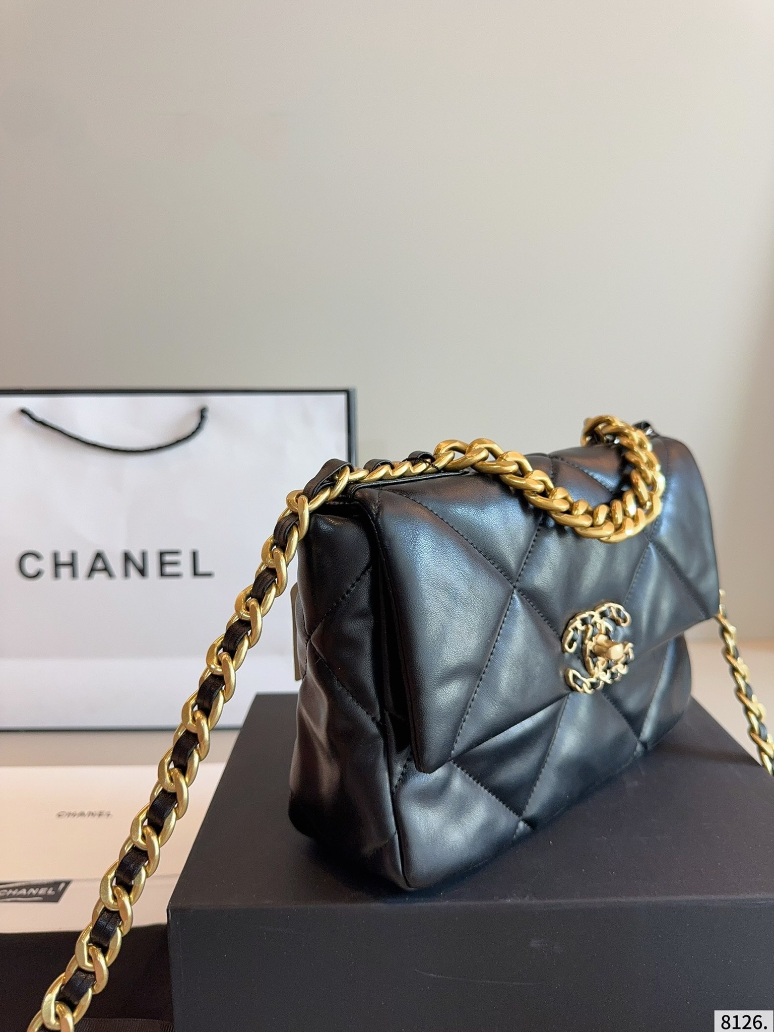 【CHANEL公式旗艦店】シャネル 19bag チェーンバッグ 4色-BRAND OFF